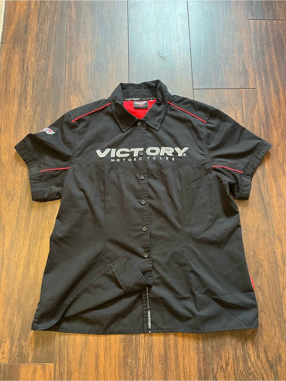 Victory Motorcycles Women’s XL Button Up Garage Shirt Black Red Embroidered Logo